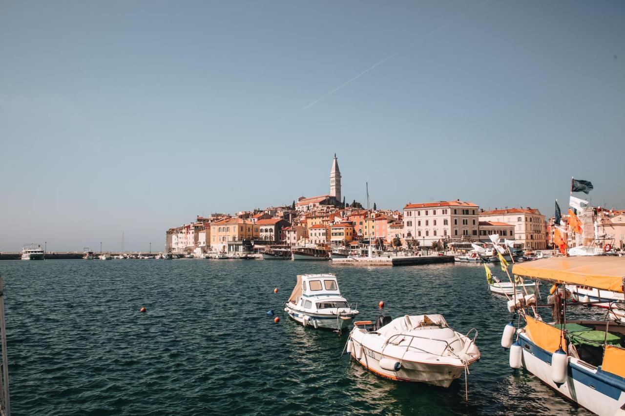 Mobile Home Kailani Nr 121, Camping Porton Biondi Rovinj Bagian luar foto